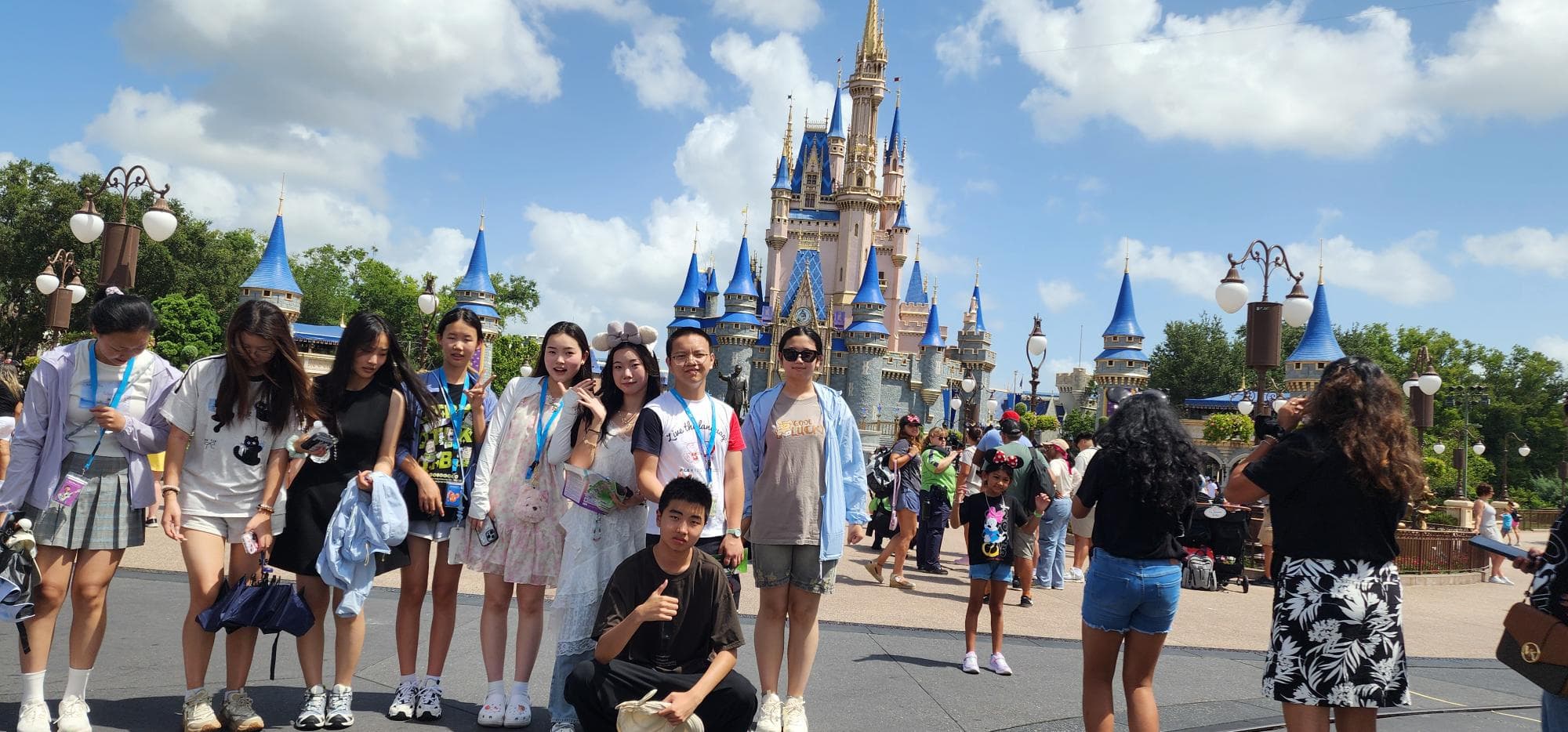 https://a.storyblok.com/f/286728423687045/2000x934/129595e13f/fla_disney1.jpg