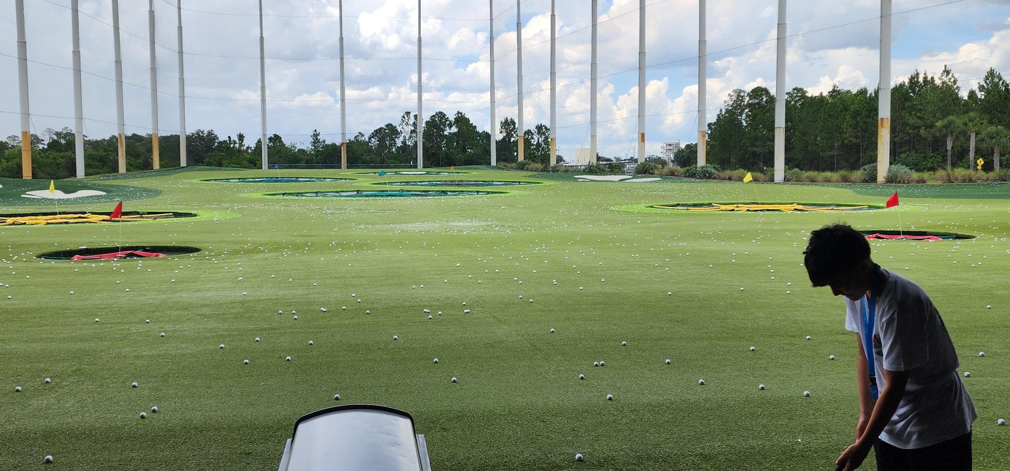 https://a.storyblok.com/f/286728423687045/2000x934/d316485b9f/fla_topgolf1.jpg