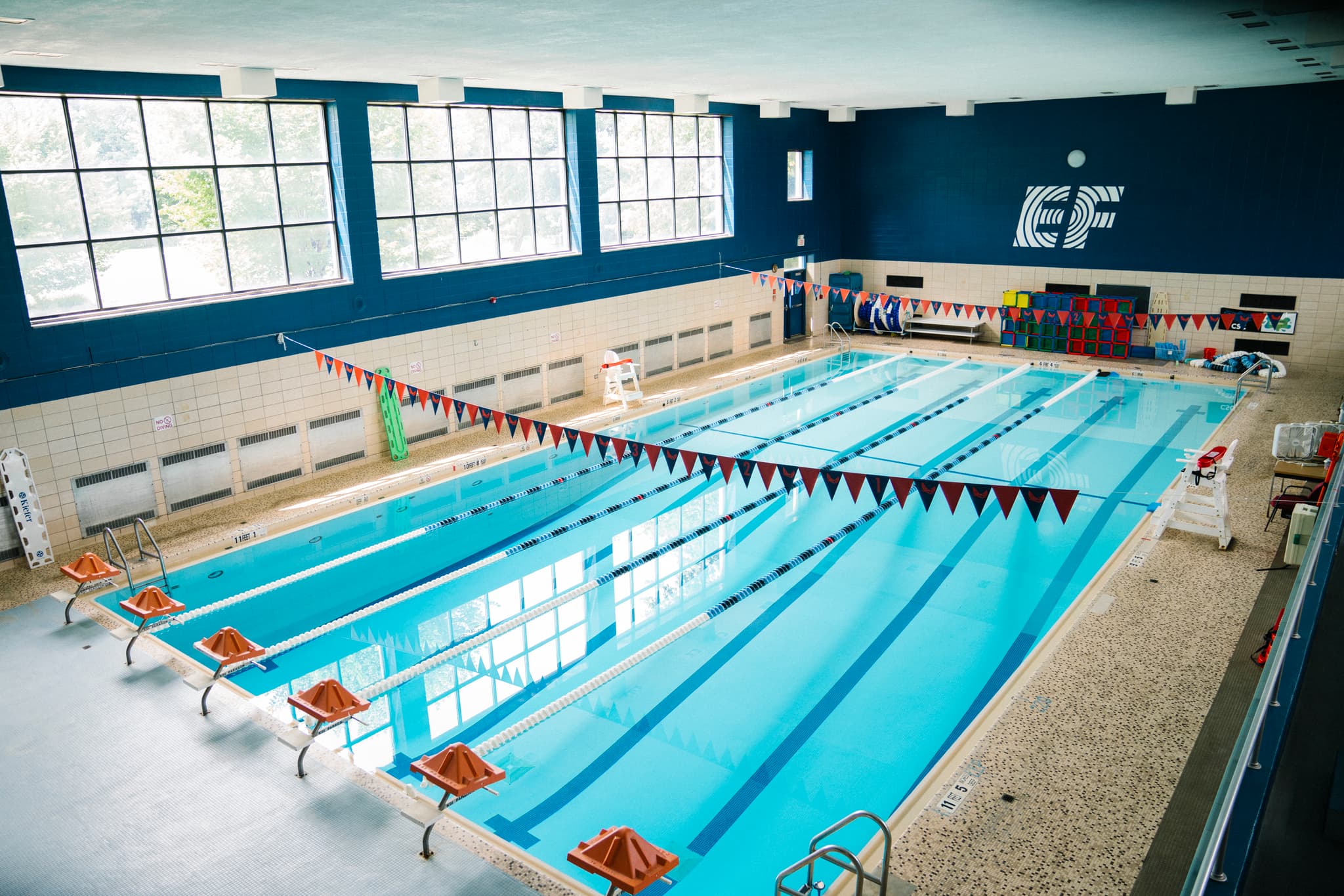 https://a.storyblok.com/f/286728423687045/2048x1365/0916832765/nyc_swimming-pool.jpg