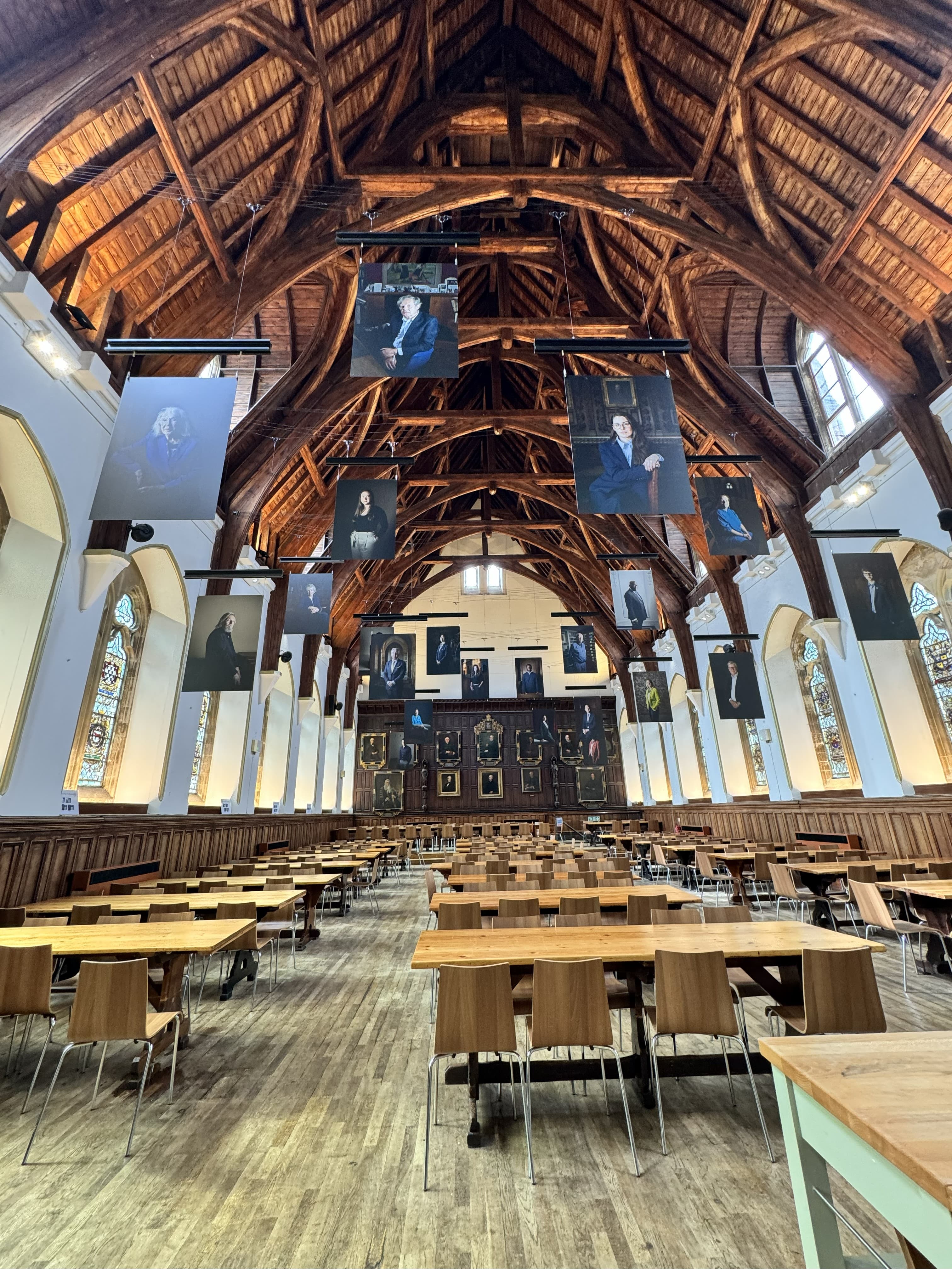 https://a.storyblok.com/f/286728423687045/3024x4032/590c2fc271/brj_cafeteria.jpg