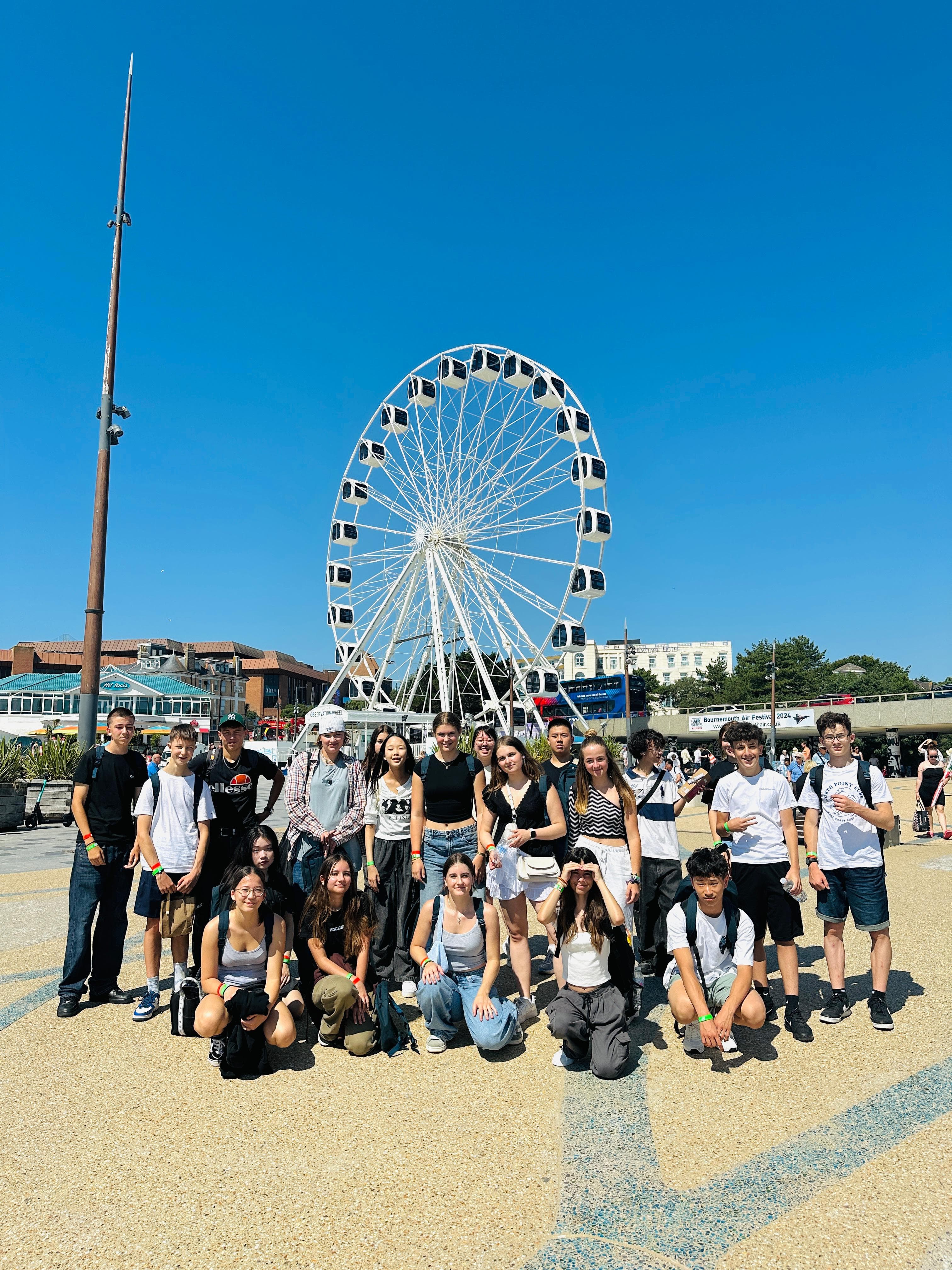https://a.storyblok.com/f/286728423687045/3024x4032/f70c6b1262/bms_walkingtour.jpeg