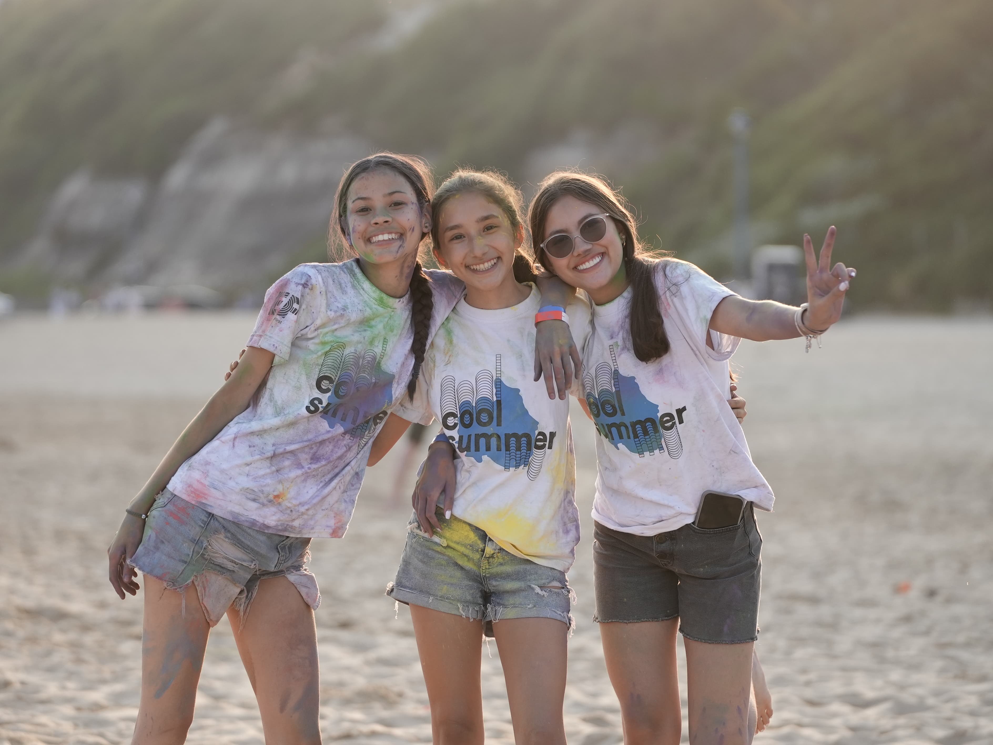 https://a.storyblok.com/f/286728423687045/3776x2832/c6e2ef9b1e/bms_paintparty_1.jfif