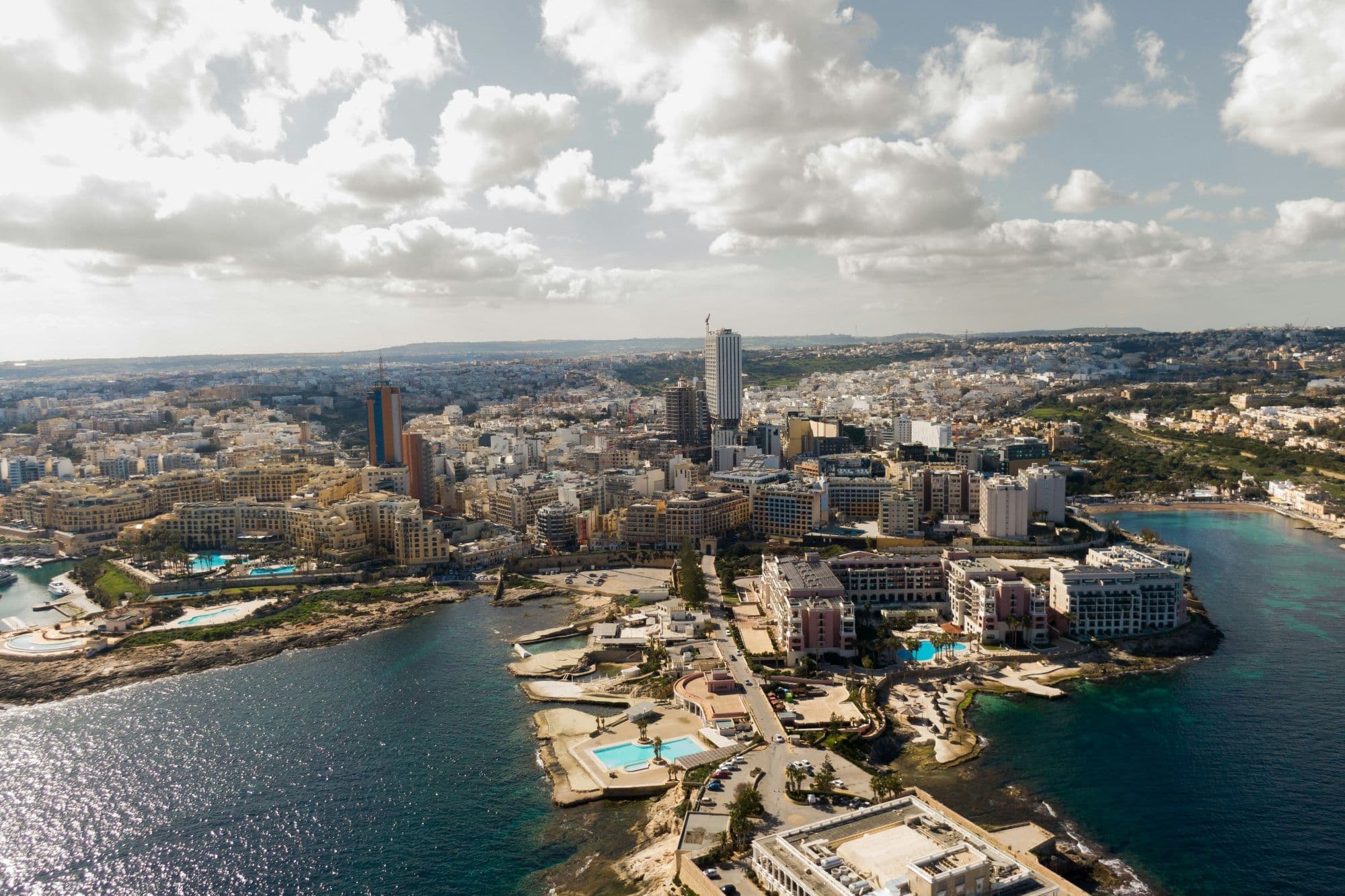 Sole, mare e inglese: Sliema non lascia spazio alla noia